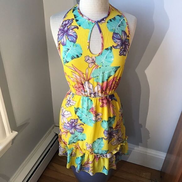 NWT Pretty Little Thing Halter Dress, 4, Yellow Y2K. Frilly keyhole summer! - Picture 2 of 11